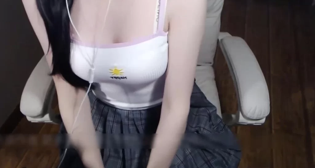 2025.11.25婉儿别闹“火箭ASMR”：一份专属你的颅内共鸣，解锁神秘零食礼！-橘喵