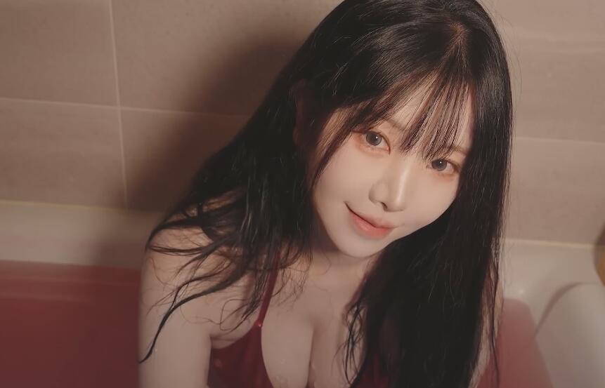 超越听觉的抚慰：Yoonying泡澡主题ASMR深度解析作品中的亲密疗愈艺术-橘喵